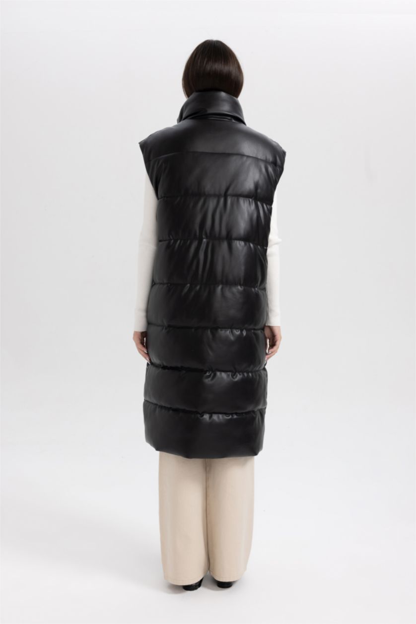 Kadın Siyah Su İtici Oversize Geniş Kalıp Dik Yaka Suni Deri Uzun Şişme Yelek