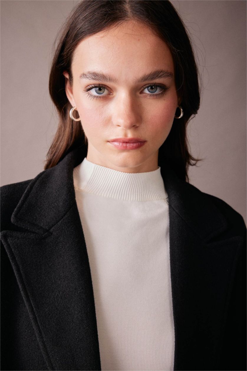 WOMAN Black Cachet