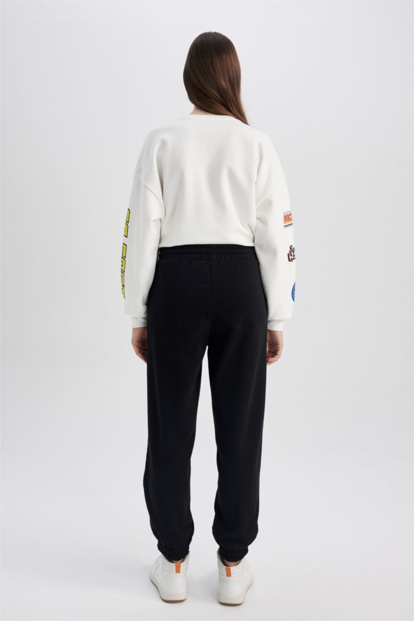 Woman Black Coool Loose Fit Printed Sweatpants