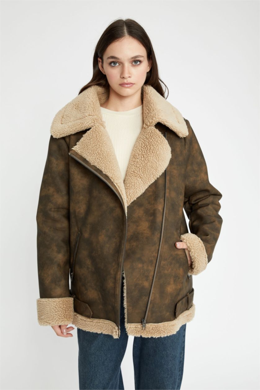 نساء بني قمصلة جلد صناعي قصة مريحة بفرو صناعي مبطن مقاوم للماء