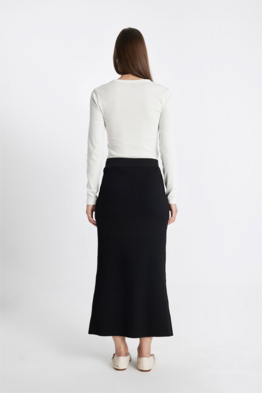 نساء أسود تنورة طويلة سامبل قصة عادية