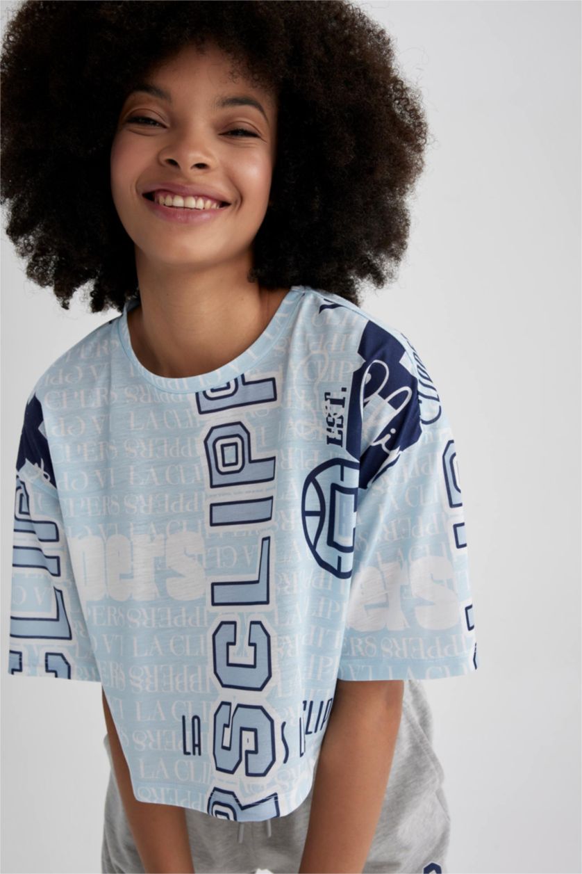 Kadın Ekru DeFactoFit NBA Los Angeles Clippers Oversize Bisiklet Yaka Kısa Kollu Tişört