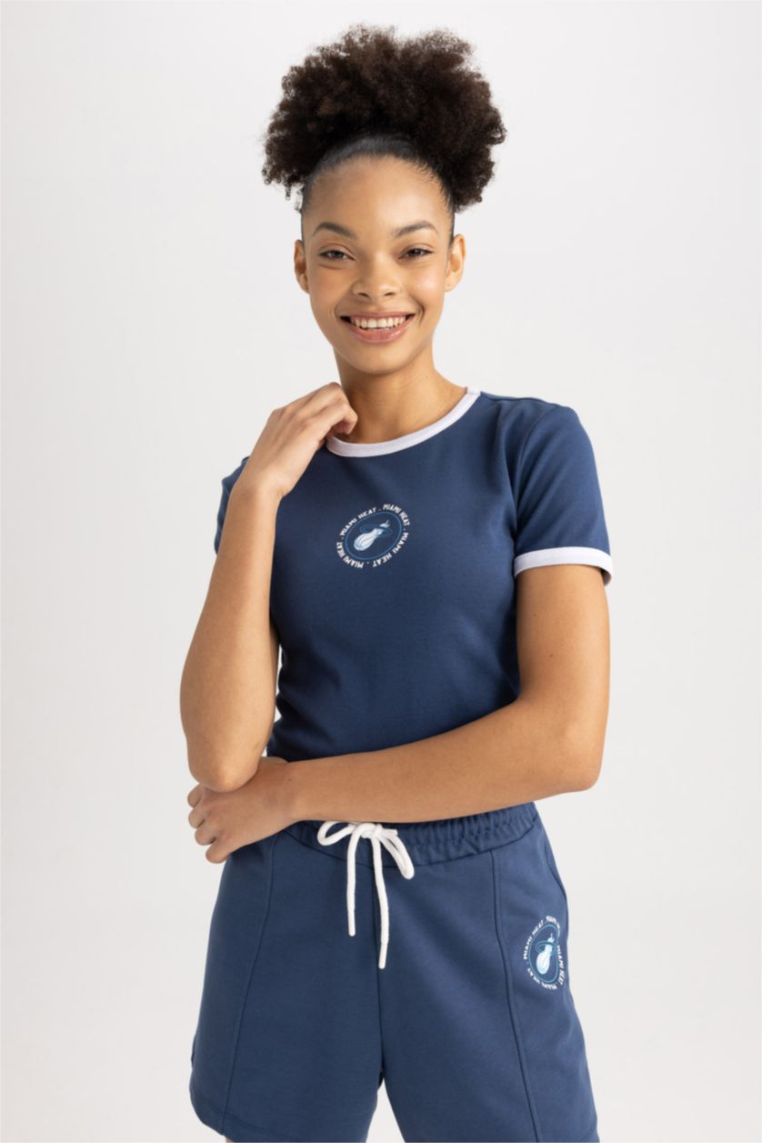 FEMME Indigo T-shirt NBA Milwaukee Bucks en coton à manches courtes et col rond de DeFactoFit