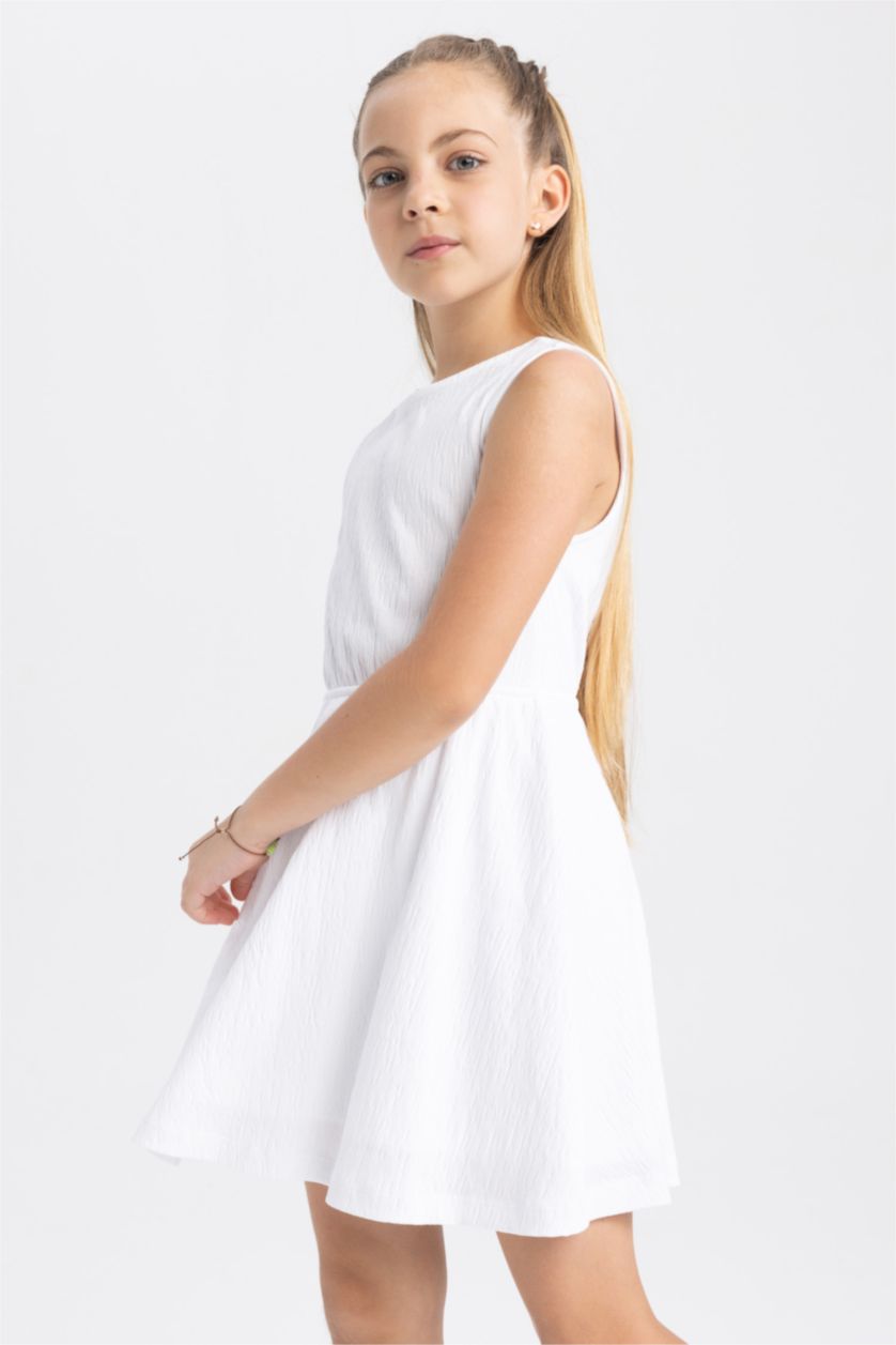 Girls & Teens White Girl Sleeveless Dress