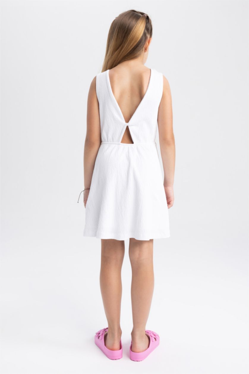 Girls & Teens White Girl Sleeveless Dress