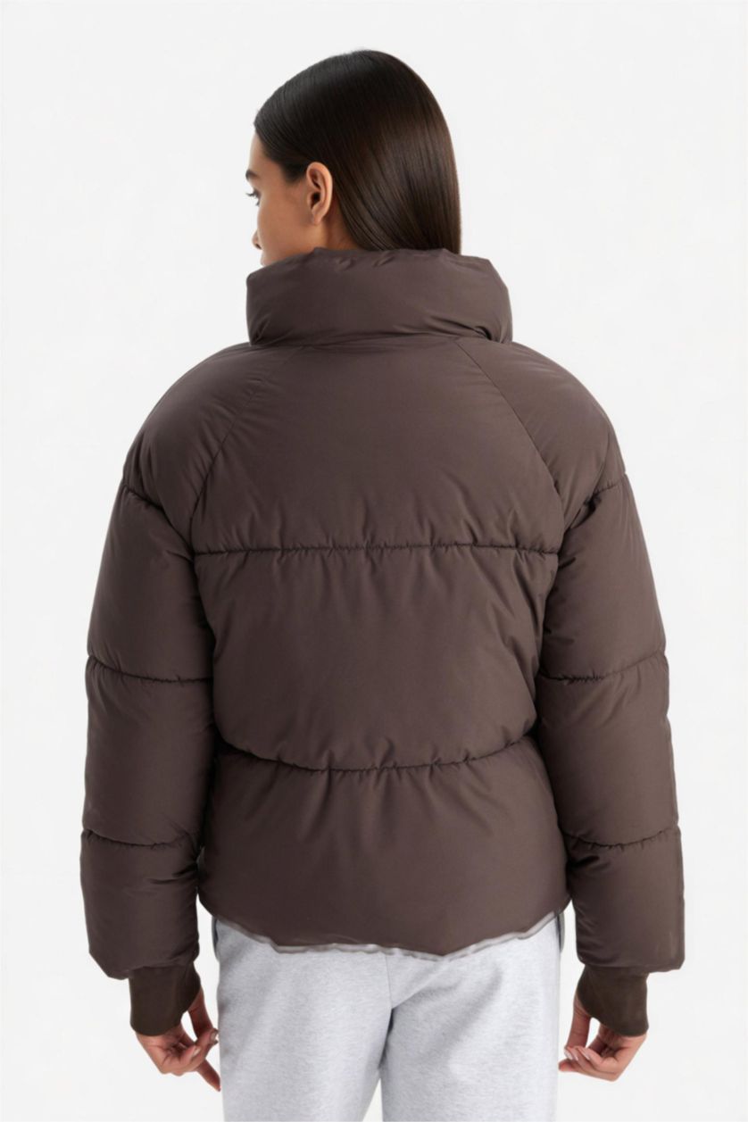 Kadın Kahve Su İtici Regular Fit Dik Yaka Reglan Kol Kışlık Şişme Mont