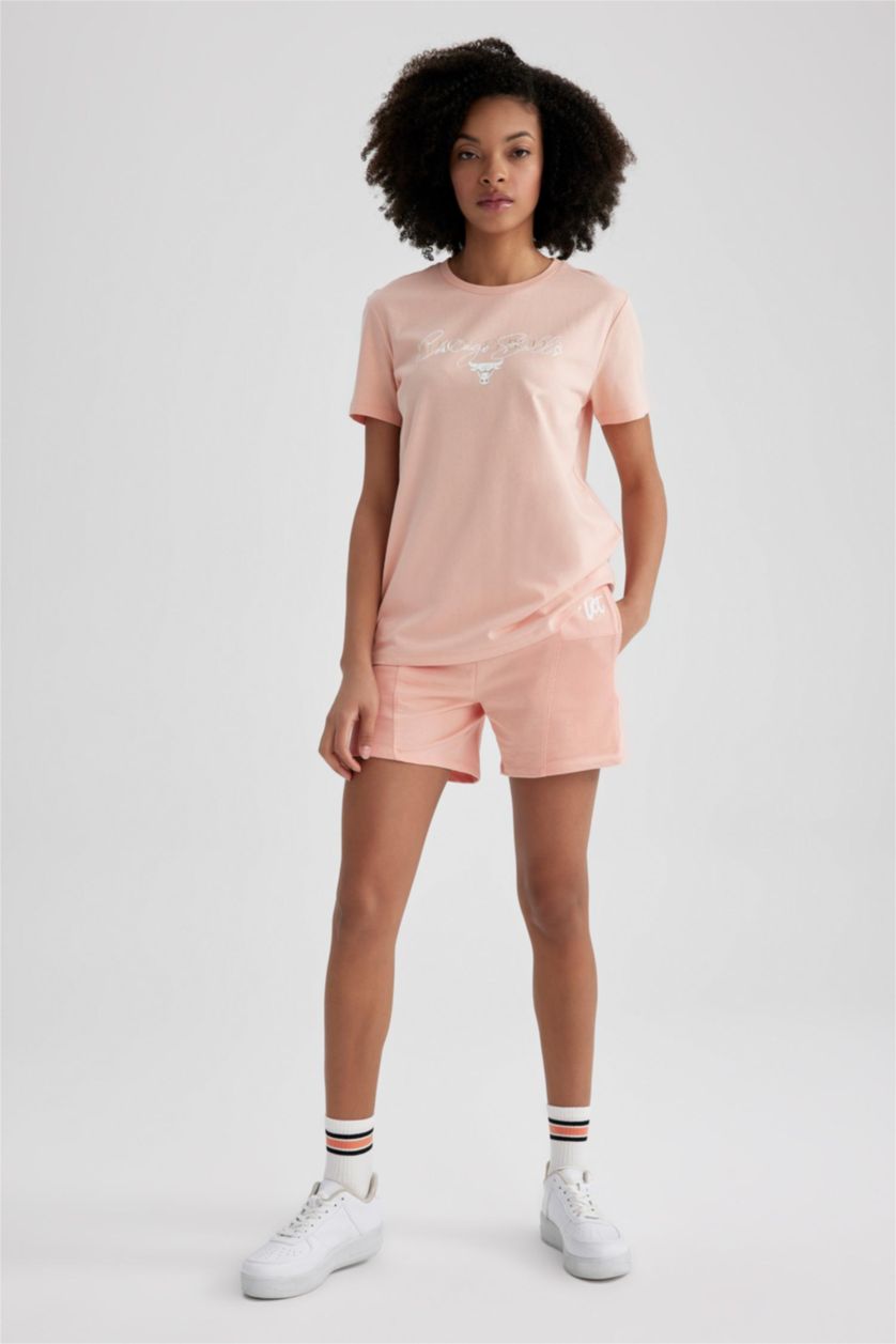 FEMME Bordeaux Clair T-shirt NBA Chicago Bulls en coton à manches courtes Coupe standard de DeFactoFit