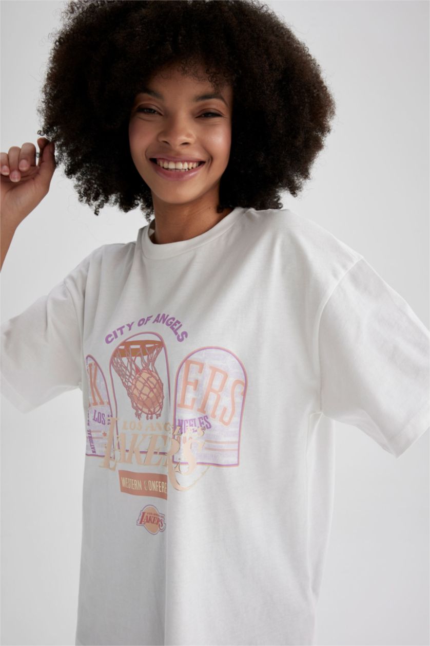 WOMAN Ecru Defacto Fit NBA Los Angeles Lakers Licensed Oversize Fit Sports T-Shirt