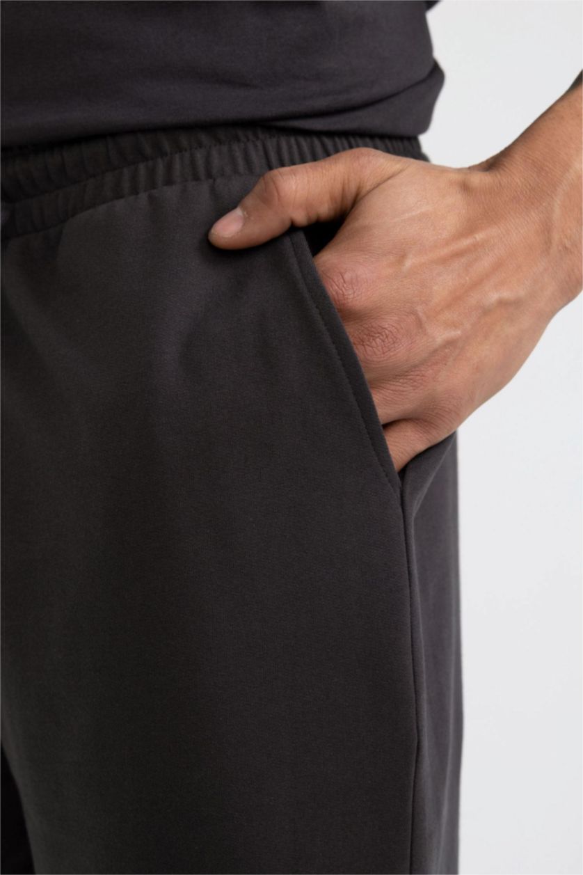 Erkek Antrasit Slim Fit Dar Kesim Cepli Baskılı Sporcu Şort