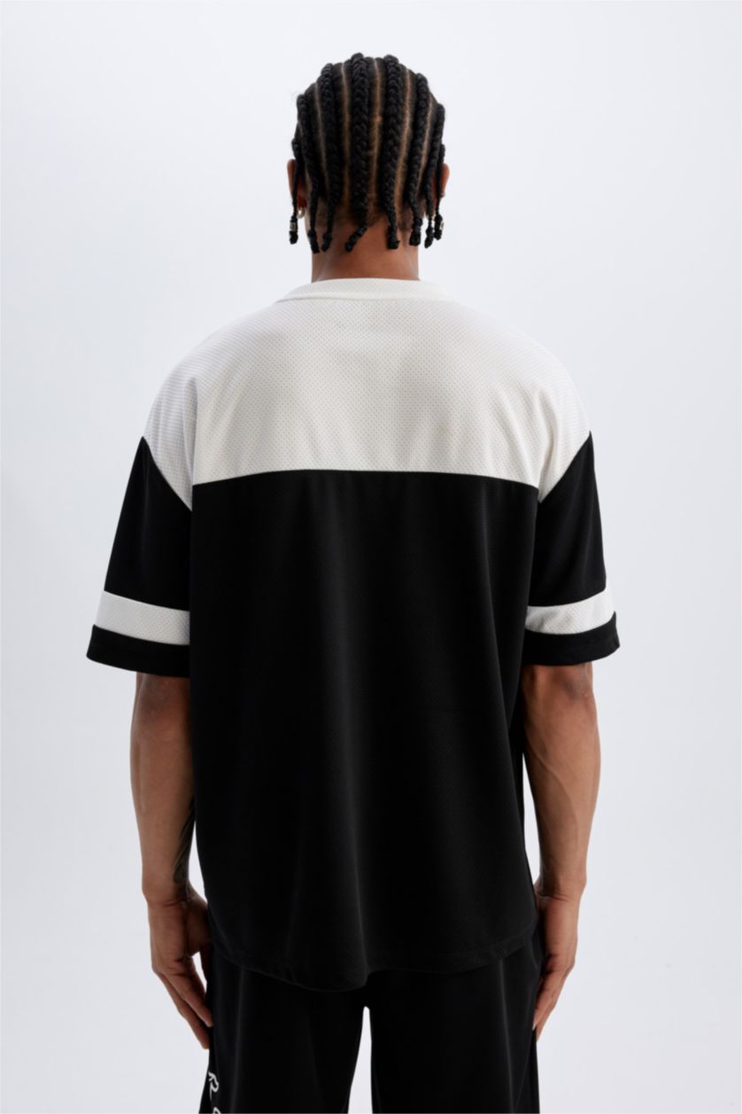 MAN Black Defacto Fit Oversize Fit Crew Neck Sports Printed T-Shirt