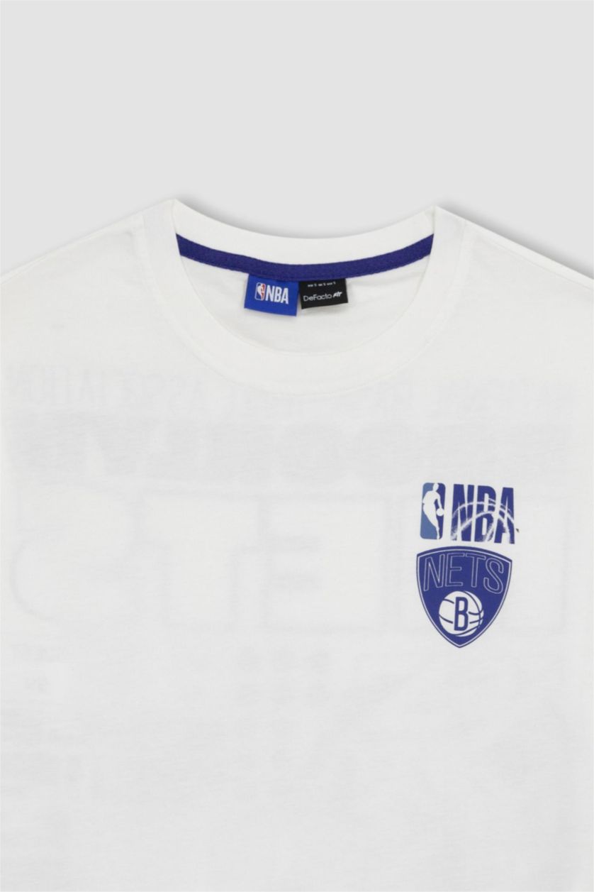 Erkek Ekru DeFactoFit NBA Brooklyn Nets Standart Fit Bisiklet Yaka Kısa Kollu %100 Pamuk Tişört