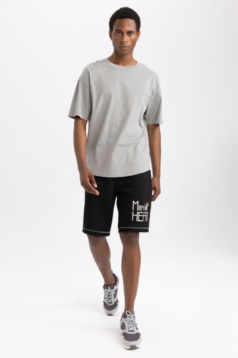 MAN Black شورت اوفر سايز