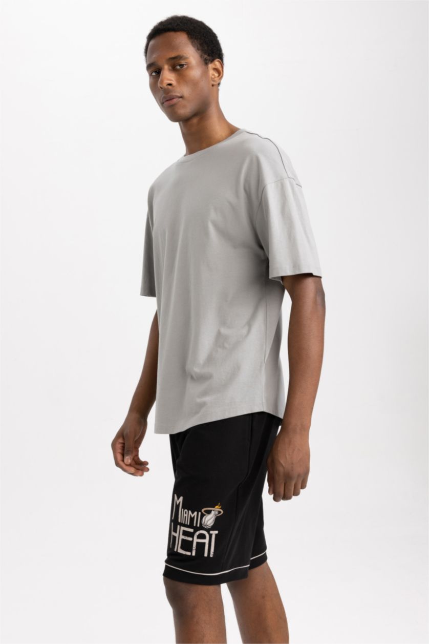 MAN Black شورت اوفر سايز