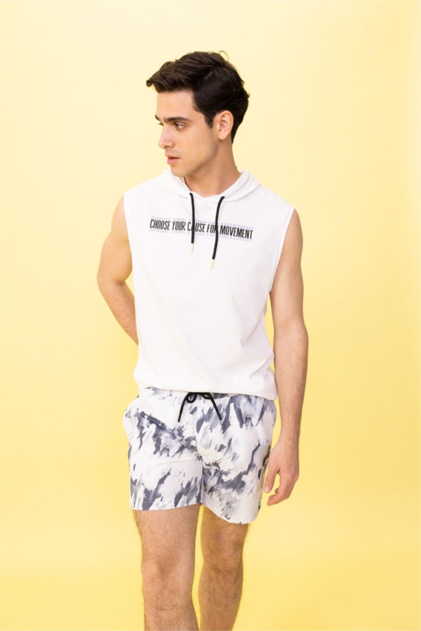 MAN Ecru Slim Fit Printed Hooded Sleeveless Tank Top