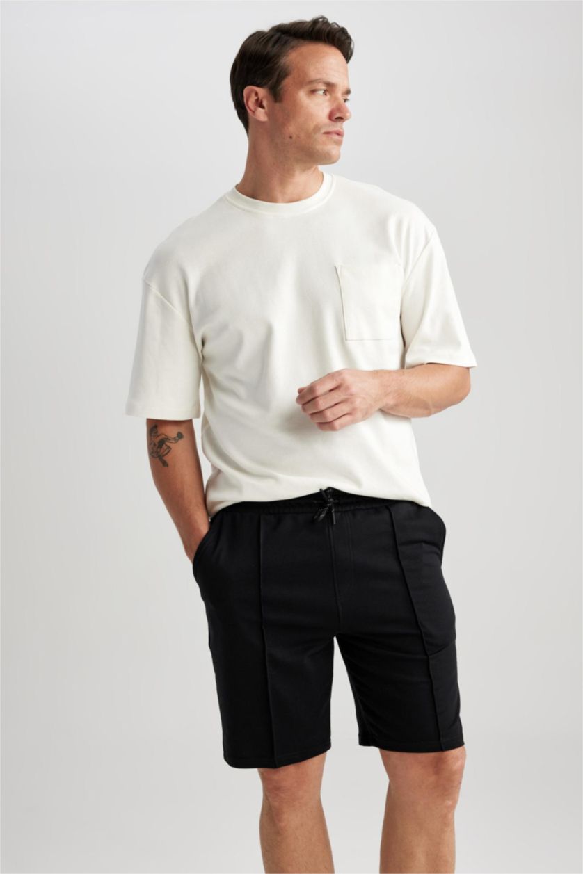 Мужчины Черный Шорты приталенного кроя