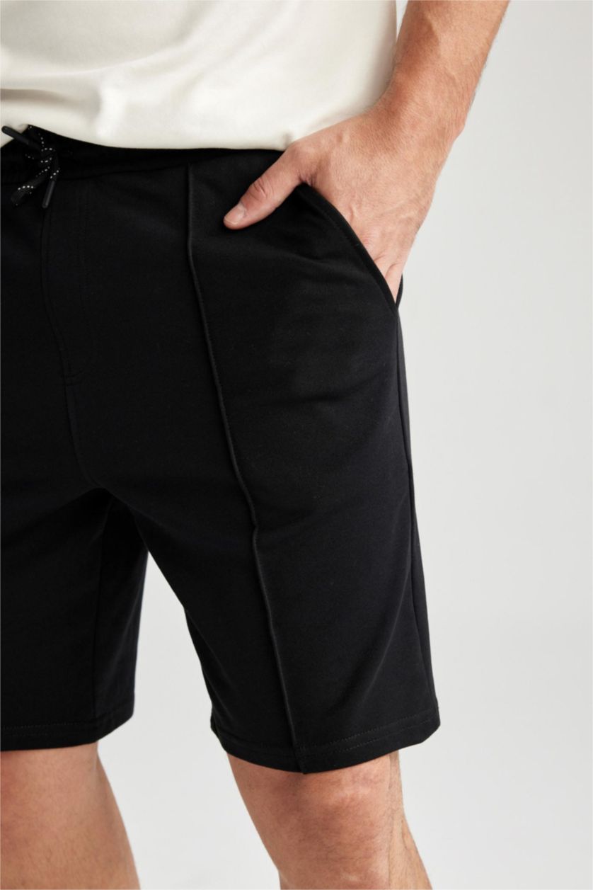 Мужчины Черный Шорты приталенного кроя