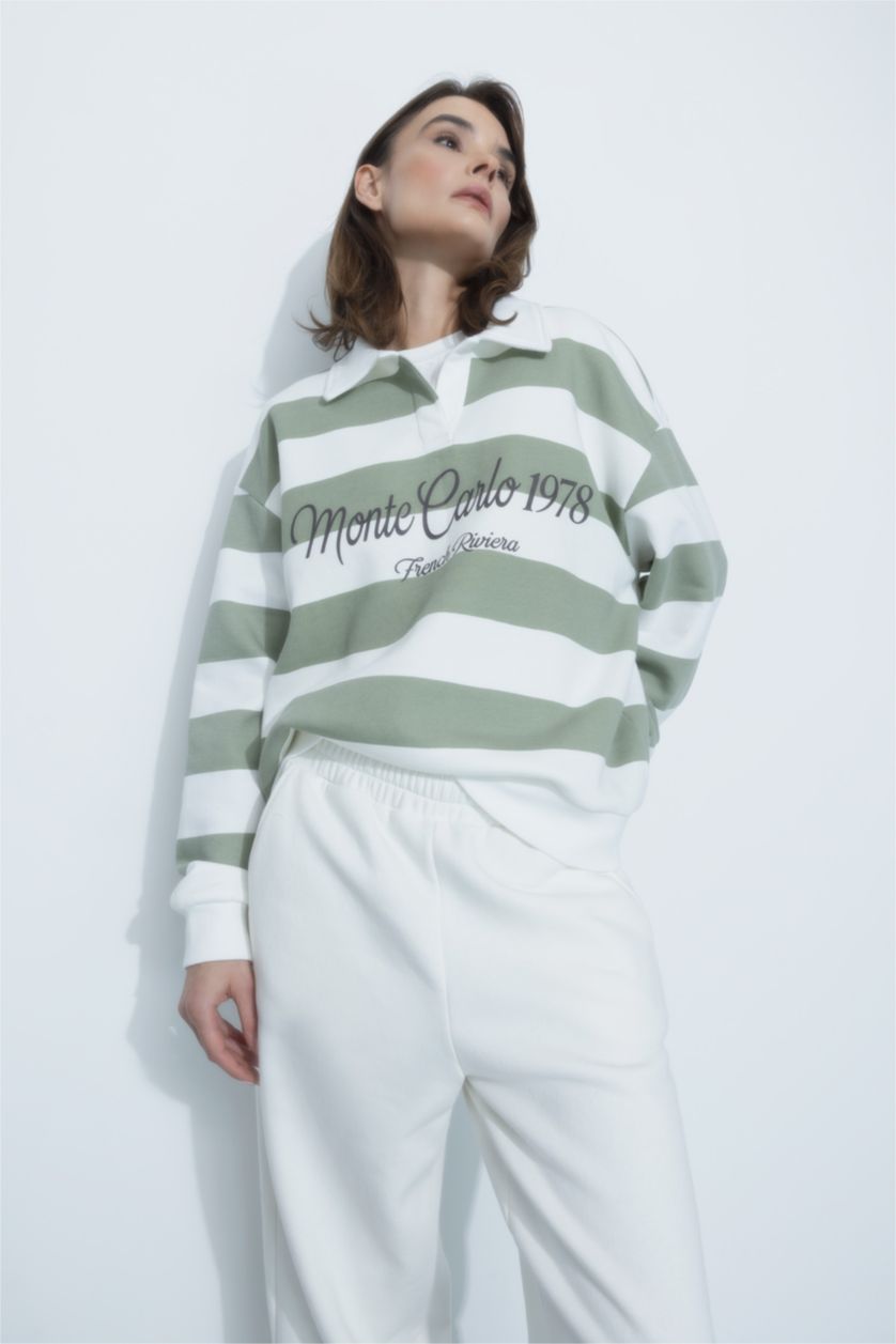 نساء بيج فاتح Relax Fit Thick Sweatshirt Fabric Sweatshirt