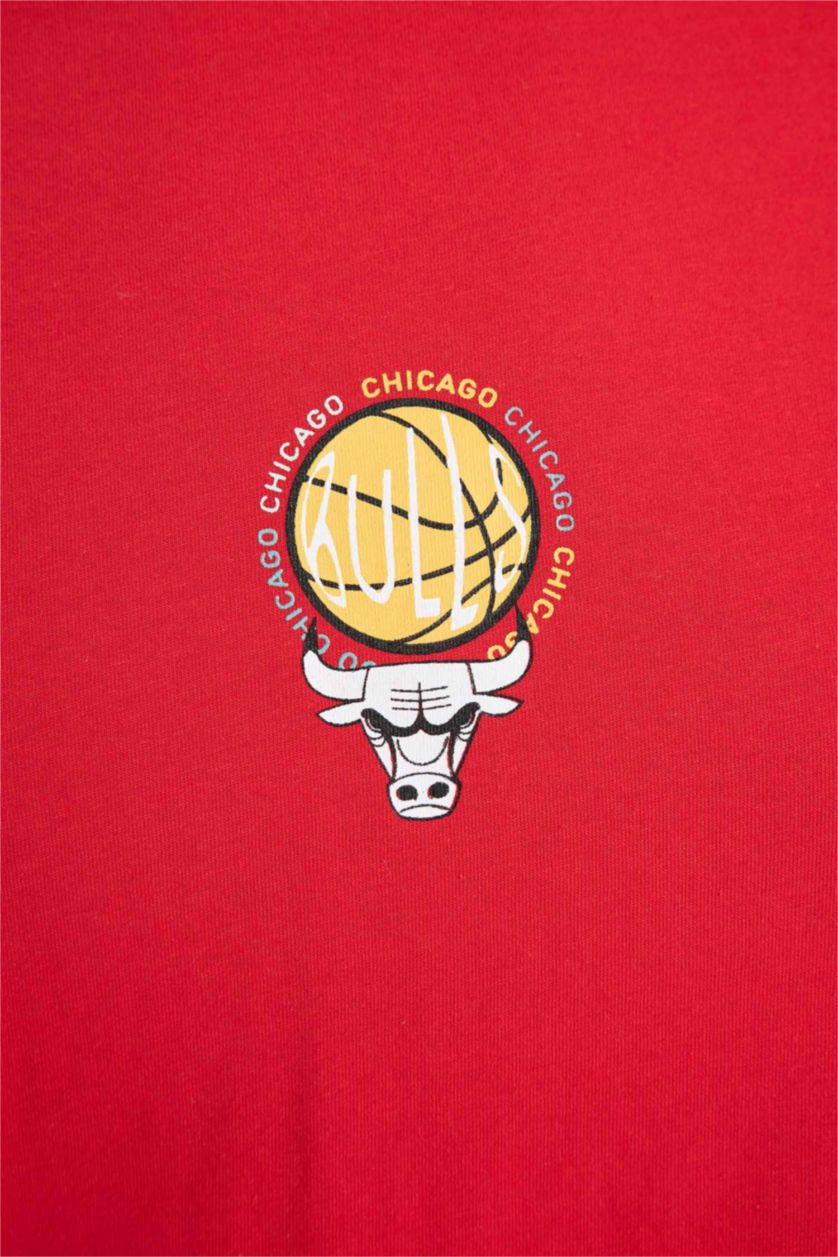 MAN Red Defacto Fit NBA Chicago Bulls Licensed Regular Fit Crew Neck Sportsman T-Shirt