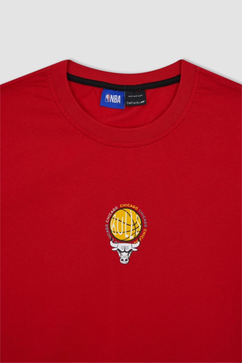 MAN Red Defacto Fit NBA Chicago Bulls Licensed Regular Fit Crew Neck Sportsman T-Shirt