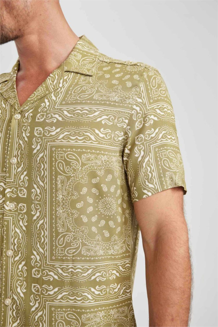 Erkek Haki Modern Fıt Apaş Yaka Kısa Kollu Gömlek