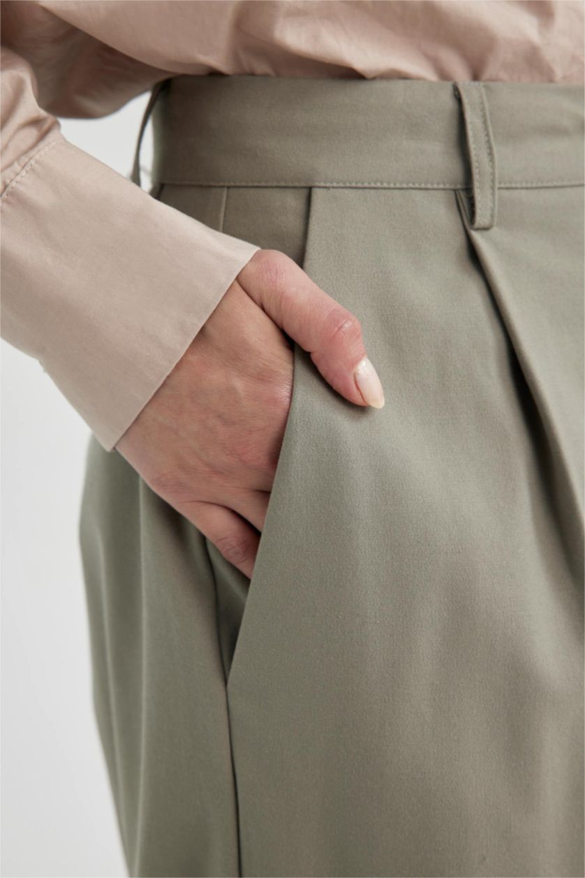 Kadın Yeşil Geniş Paça Kumaş Pantolon