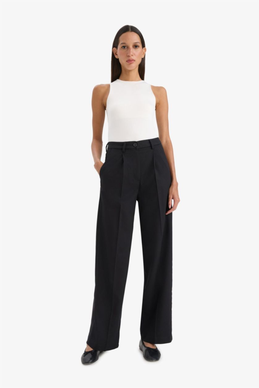 Woman Black Wide Leg Wide Leg With Pockets Trousers