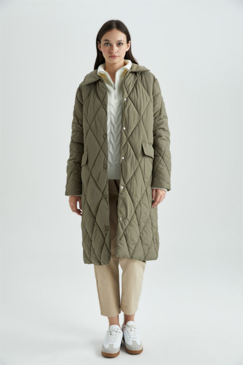 Kadın Haki Su İtici Oversize Geniş Kalıp Polo Yaka Çıtçıt Kapamalı Cepli Kapitoneli Uzun Parka