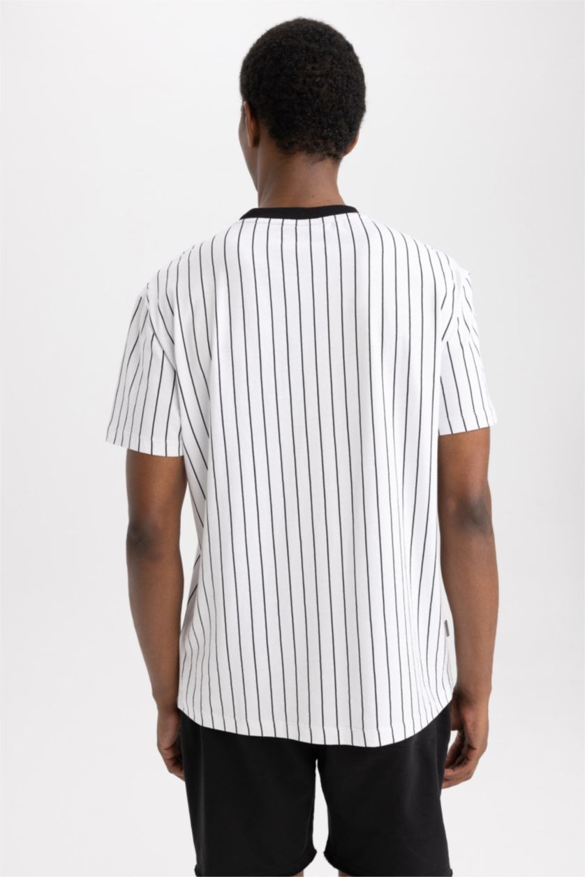 MAN White DeFactoFit NBA Miami Heat Standard Fit Cotton T-Shirt