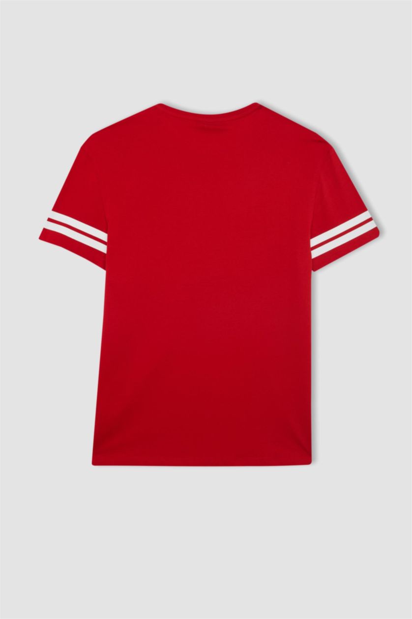 MAN Red DeFactoFit NBA Chicago Bulls Standard Fit T-Shirt