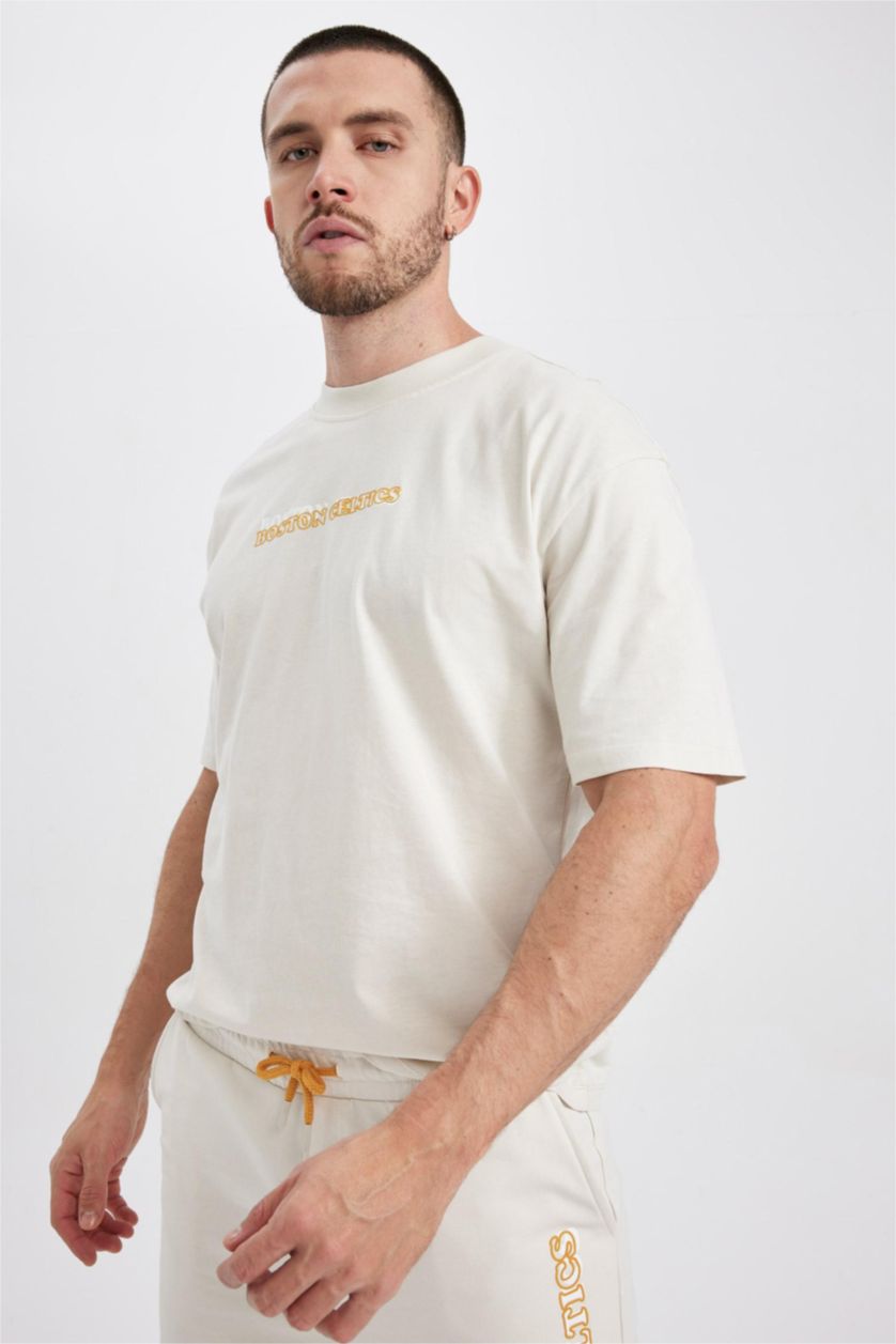 MAN Stone Defacto Fit NBA Boston Celtics Licensed Oversize T-Shirt