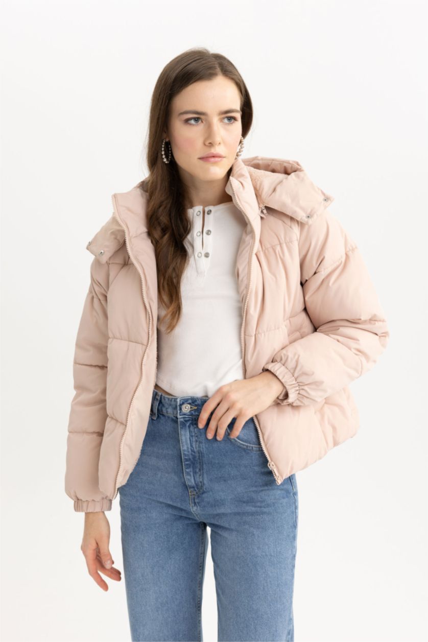 WOMAN Light Pink Waterproof Puffer Jacket