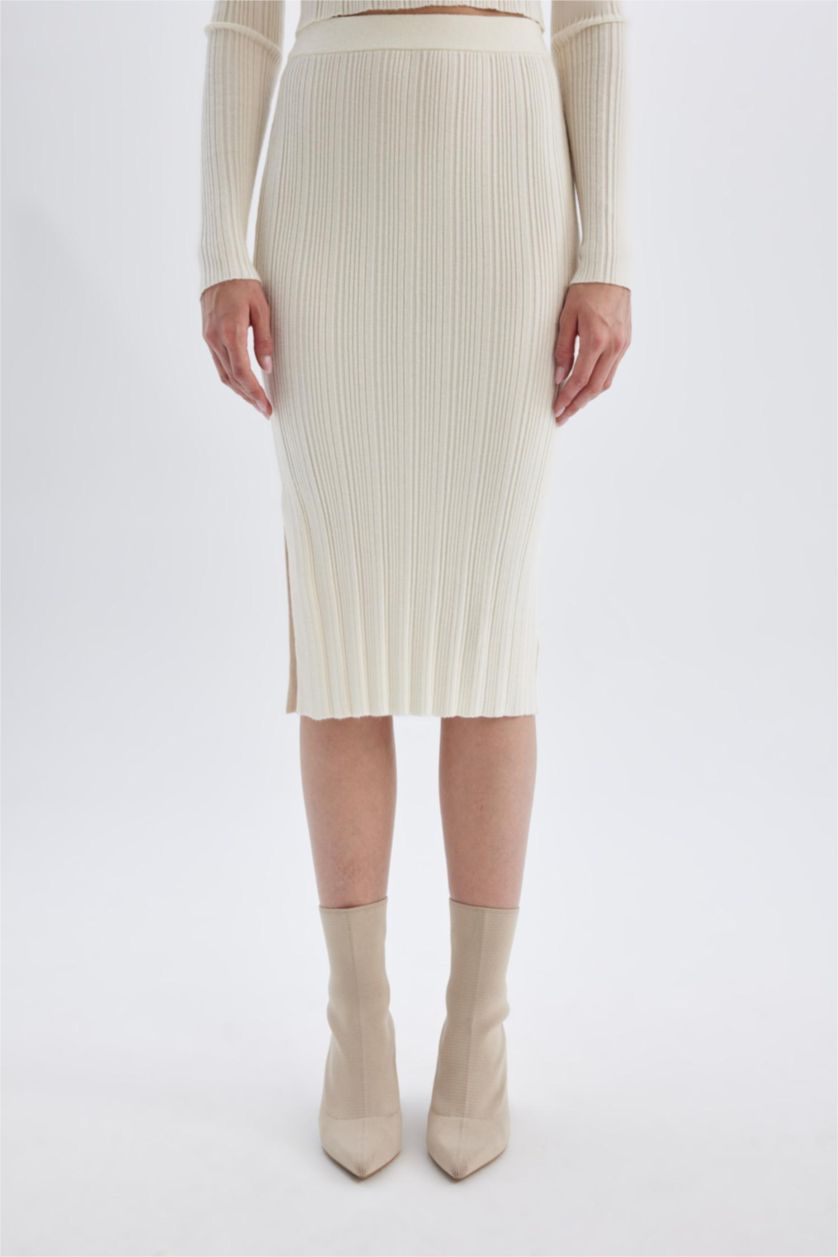 Kadın Taş Slim Fit Dar Kesim Basic Düz Yırtmaçlı Triko Midi Etek