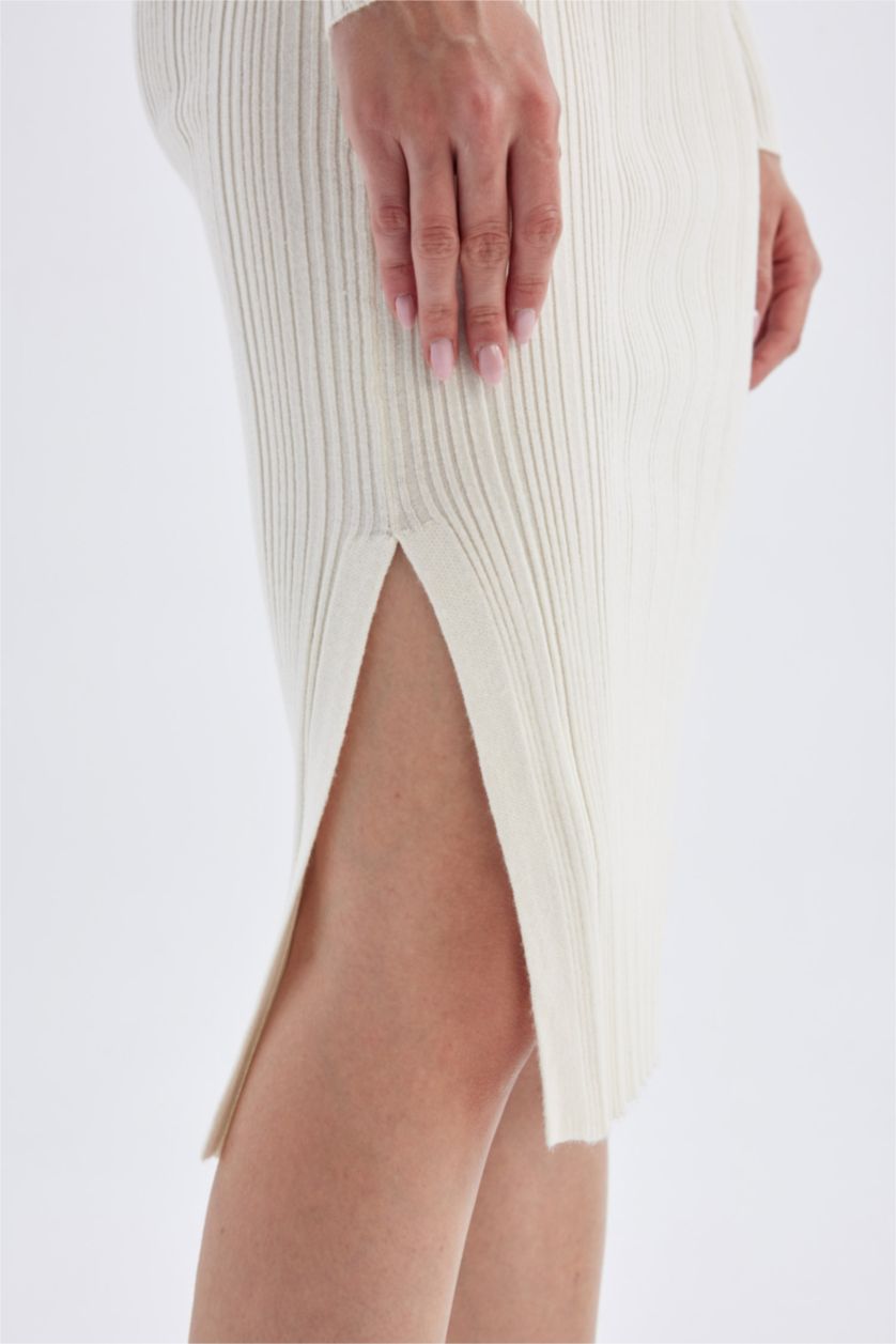 Kadın Taş Slim Fit Dar Kesim Basic Düz Yırtmaçlı Triko Midi Etek