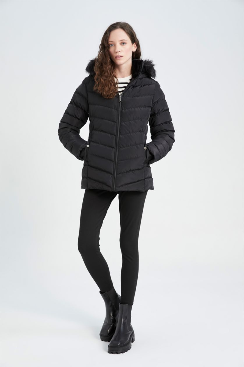 نساء أسود جاكيت قصة عادية بفرو صناعي وتر بروف