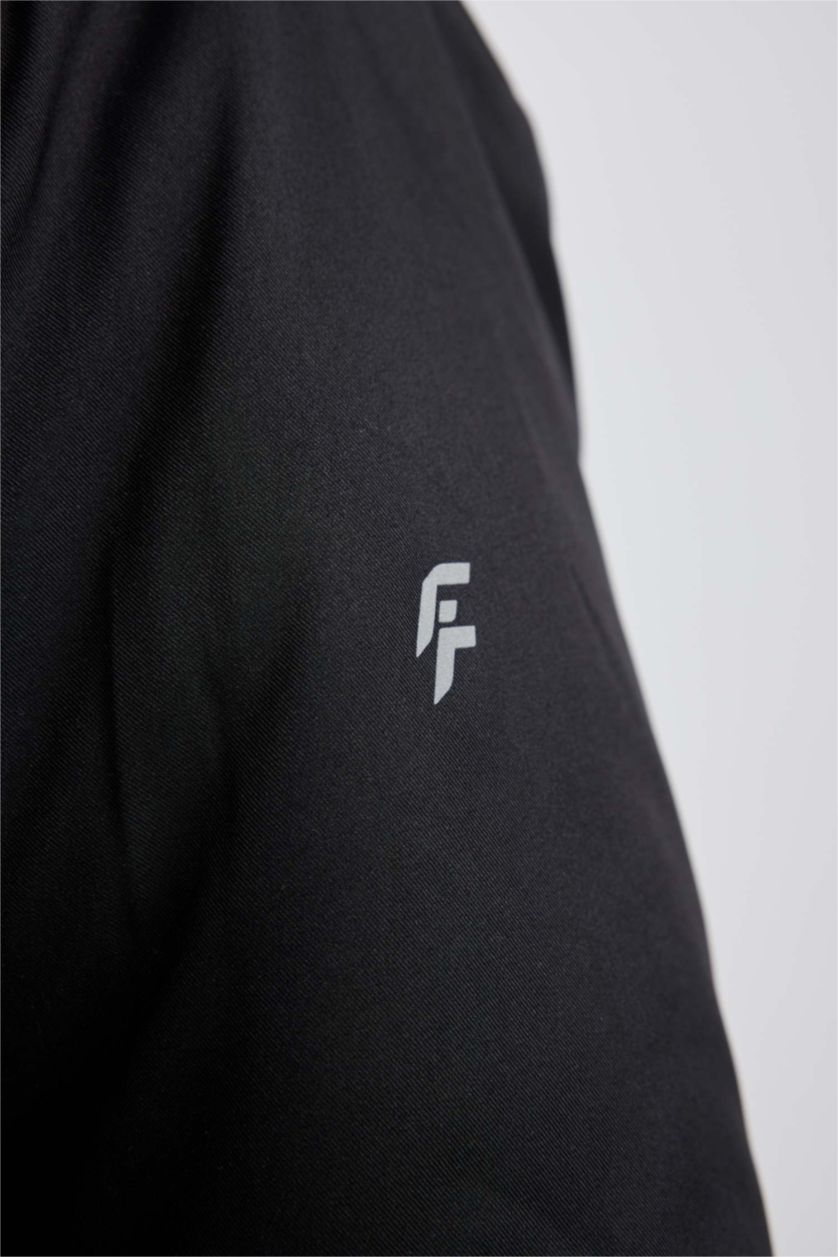 Erkek Siyah Su İtici Mont Kapüşonlu Fermuarlı Cepli