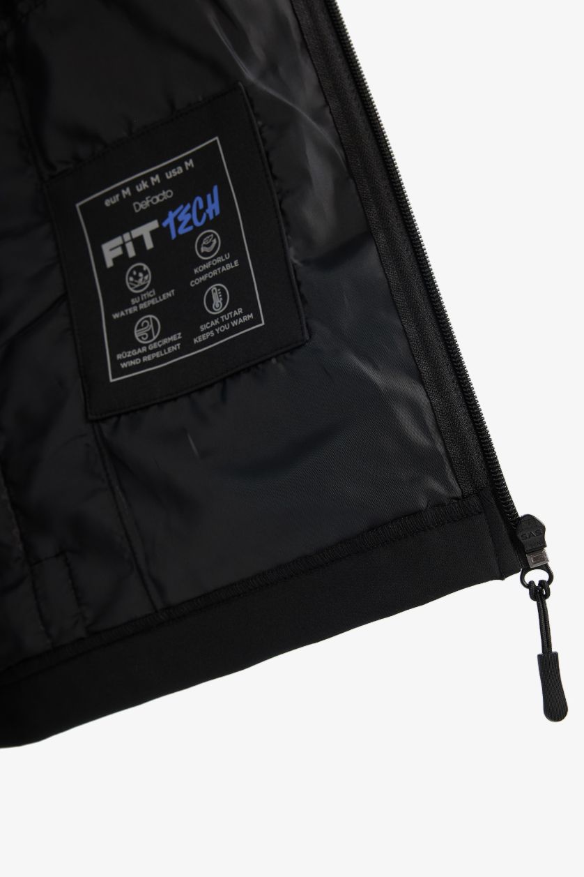 Erkek Siyah Rüzgar Geçirmez Su İtici Softshell Yağmurluk