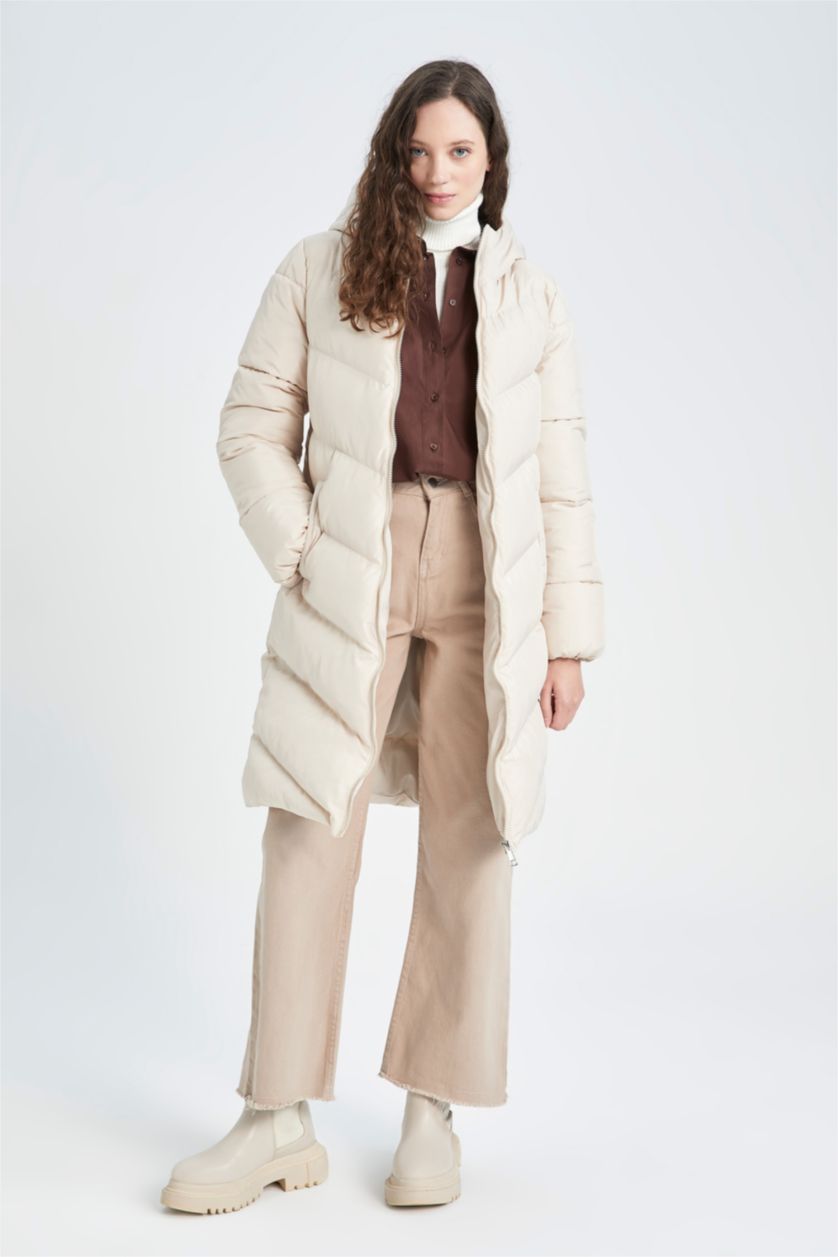 Kadın Kum Isı Yalıtımlı Su Geçirmez Kapüşonlu Kalın Parka Mont