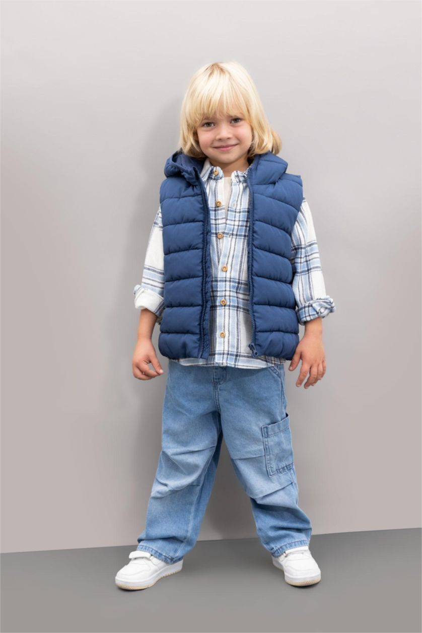 طفل صغير نيلي فاتح يلك نفخ ولادي مقاوم للماء