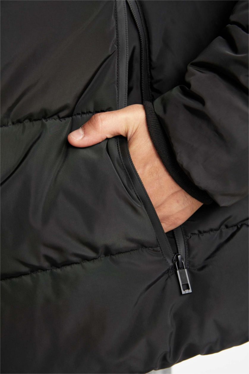 Erkek Siyah Su İtici Şişme Mont Kapüşonlu Fermuarlı Çift Cepli