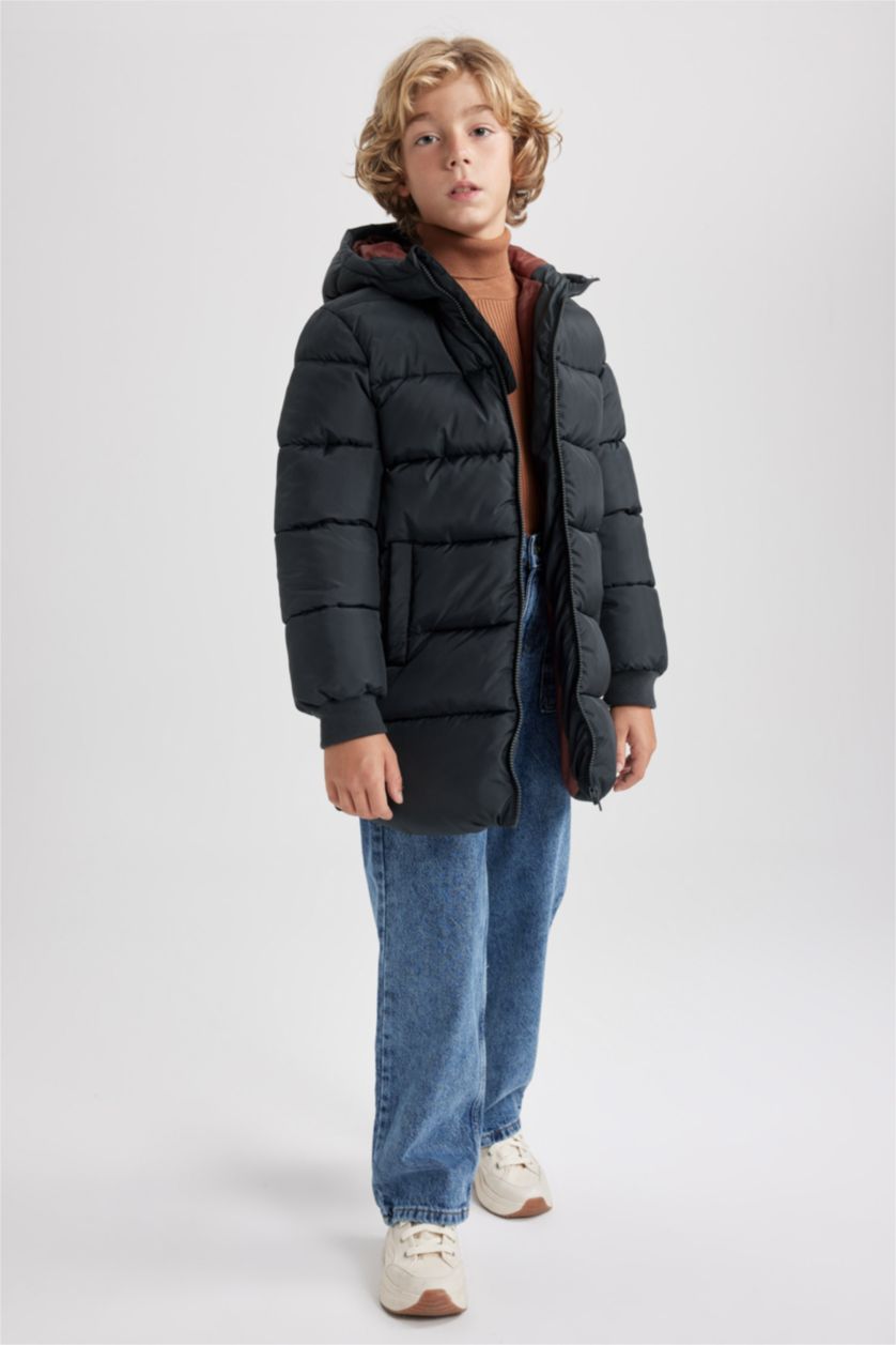 أولاد أنثرا قمصلة نفخ ولادي بغطاء للرأس