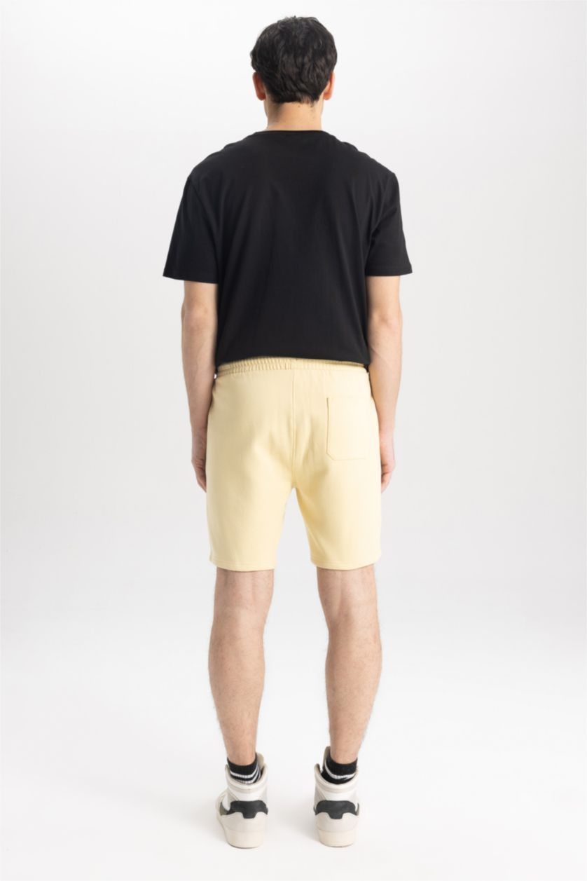Erkek Kum Regular Fit Basic Düz Bermuda Şort