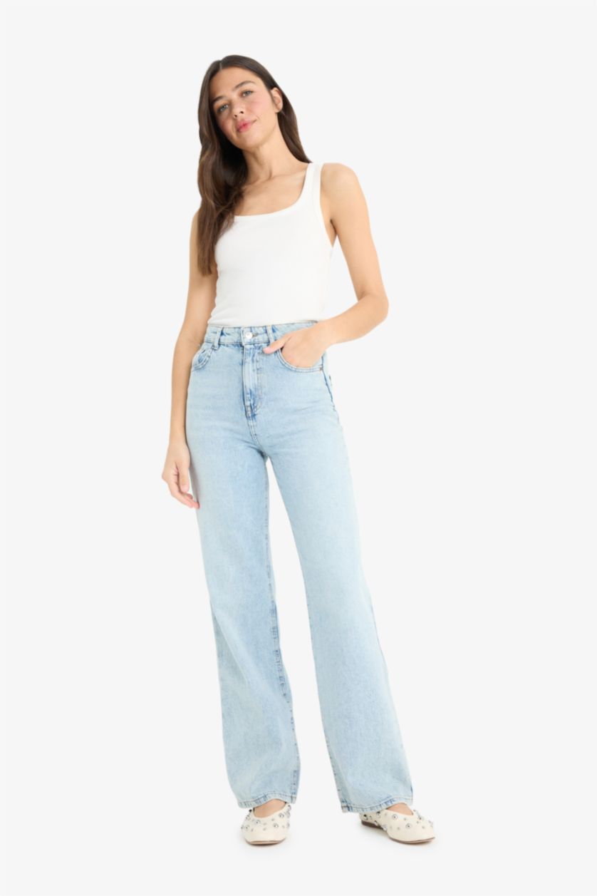 Kadın Ekru Slim Fit Dar Kesim Basic Düz Yuvarlak Yaka Fitilli Kaşkorse Atlet