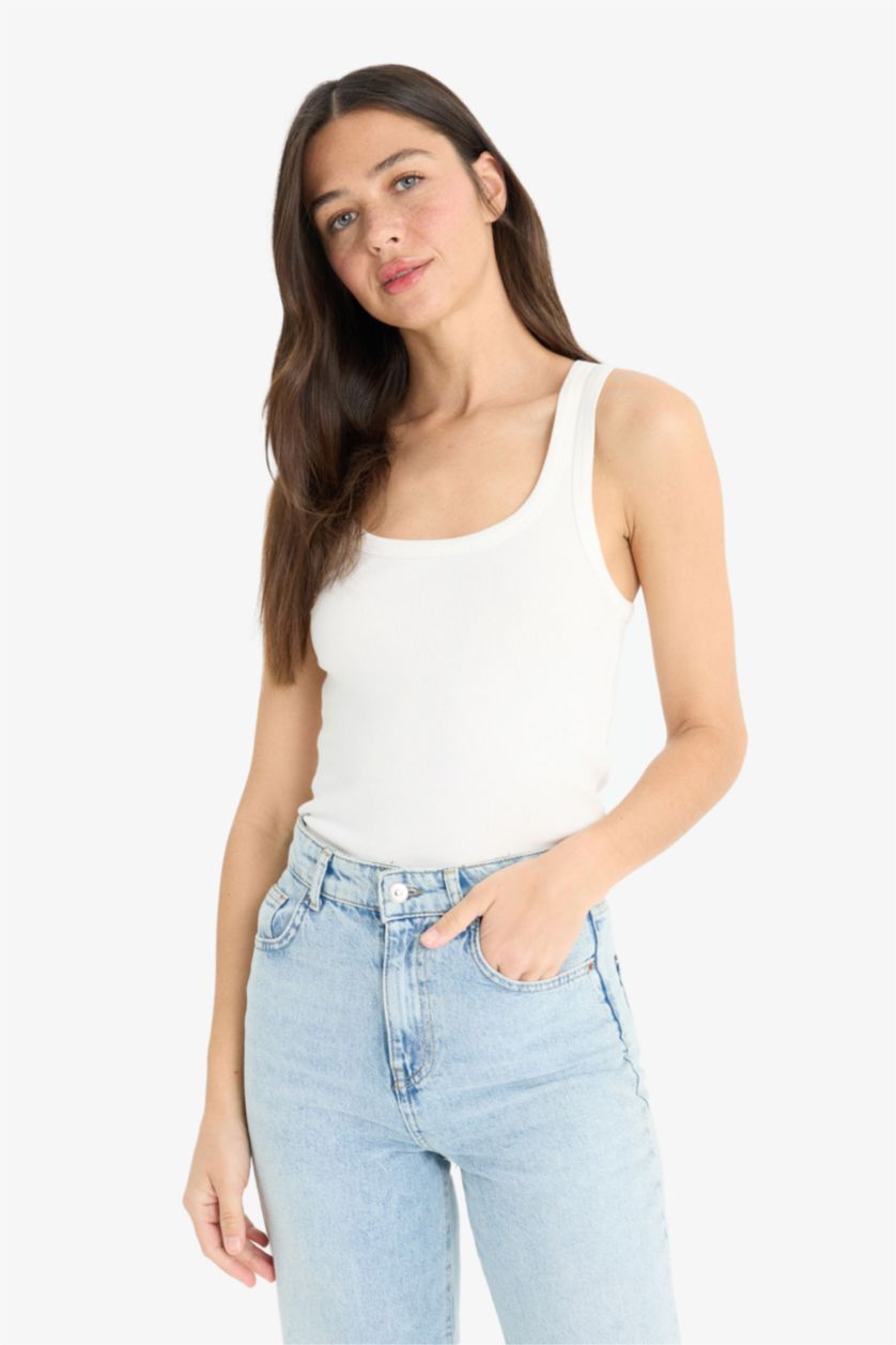 Kadın Ekru Slim Fit Dar Kesim Basic Düz Yuvarlak Yaka Fitilli Kaşkorse Atlet