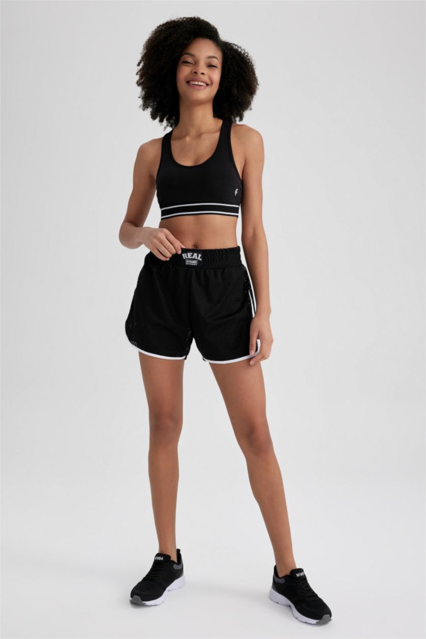 Kadın Siyah Standart Fıt Şort