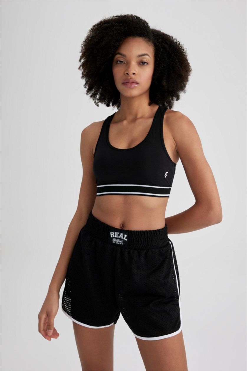 Kadın Siyah Standart Fıt Şort