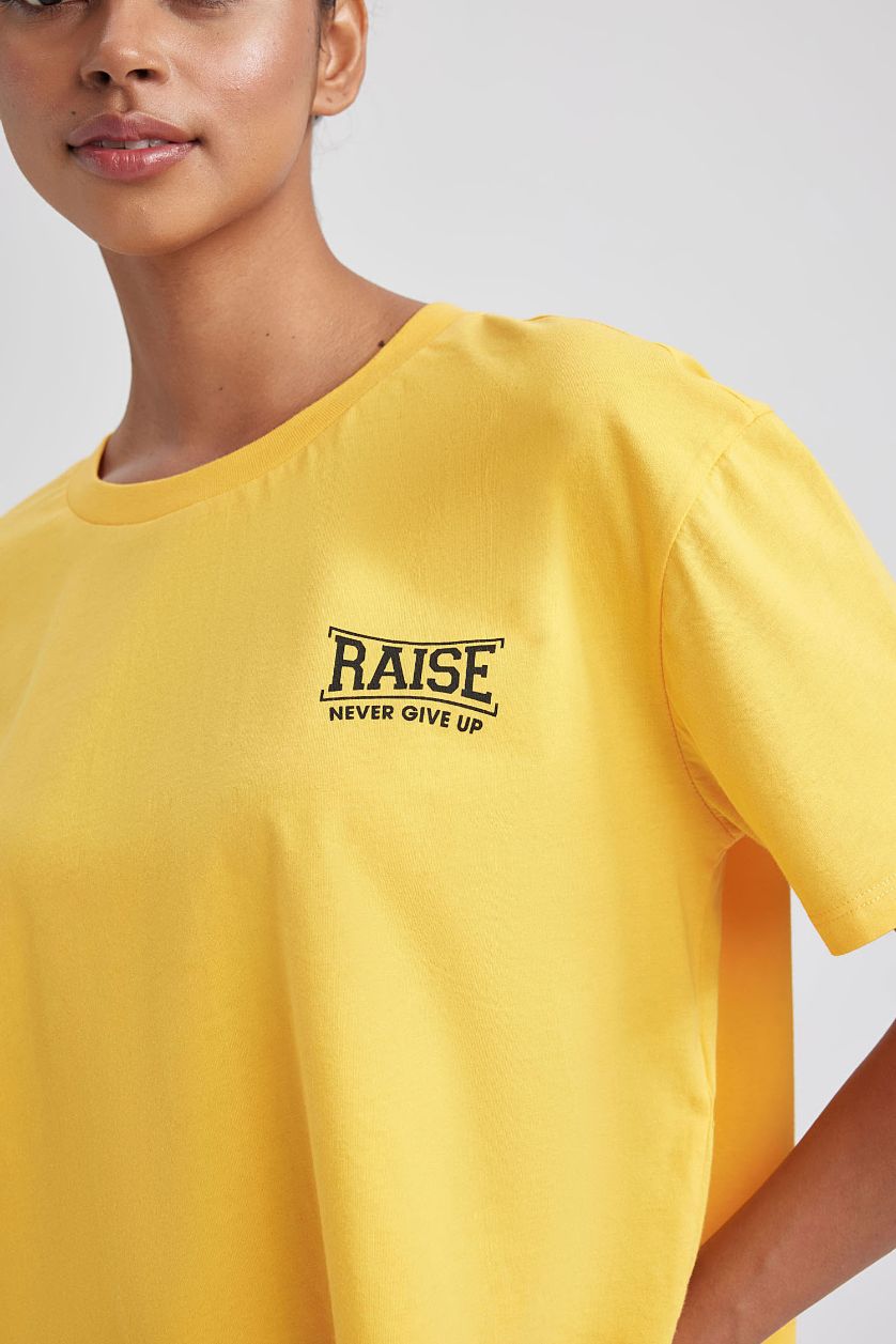 FEMME Jaune T-shirt de sport en coton à manches courtes et col rond de DeFactoFit