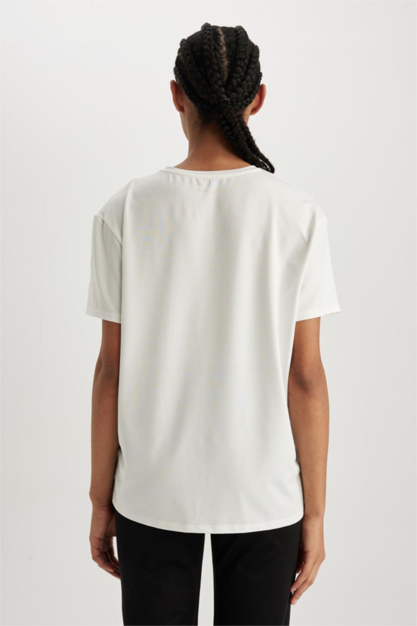 حريمي بيج فاتح تي شيرت رياضي قصة مريحة برقبة مستديرة