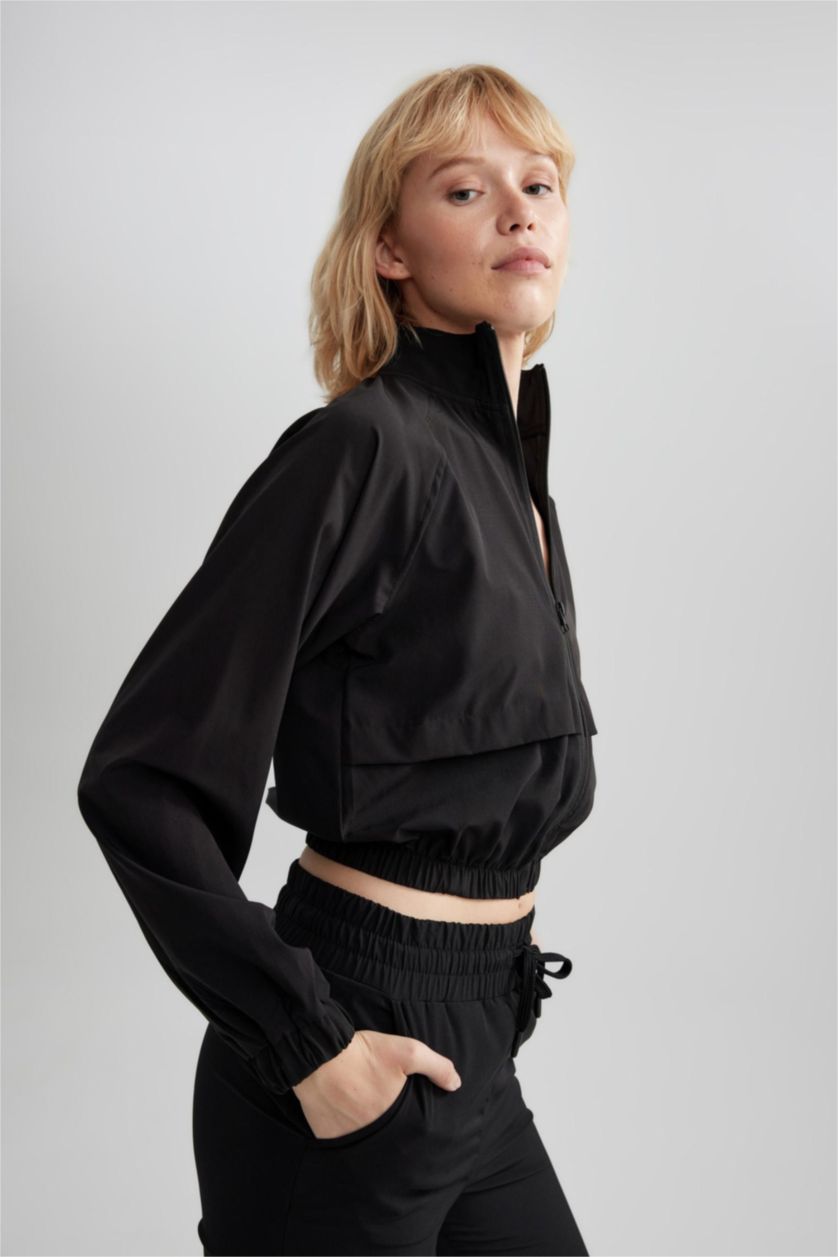 Women Black Crop Woven Cardigan
