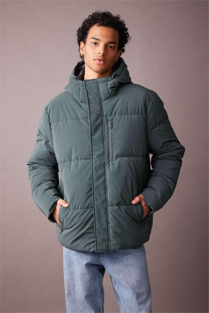 رجالي أخضر جاكيت بامب قصة عادية بكابيشون