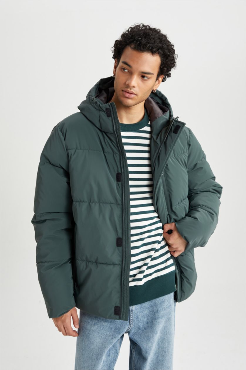 رجالي أخضر جاكيت بامب قصة عادية بكابيشون